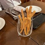 アンティカ・オステリア・ダル・ポンピエーレ - グリッシーニ