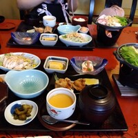 名古屋コーチン・旬菜 一鳳 金山本店 - 
