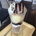 海の隠れ家 - チョコレートパフェ