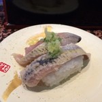 太助寿司 - いわし　108円