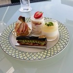 葉山ホテル音羽ノ森 カフェテラス - 本日のケーキ