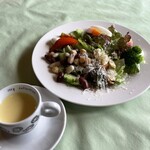 ボーノ - 料理写真:ランチセットのサラダとスープ