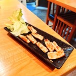 やぶ善 - 海老の香ばしさとチーズが活かされている"ちくマヨ"。