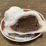 栄寿堂 - わらび餅入り大福（140円）