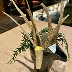 磯一 - うなぎの骨せんべい@398