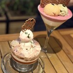 パフェ、珈琲、酒、佐藤 - 