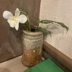 手打ち蕎麦 雷鳥 - 一輪挿し