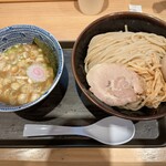 舎鈴 エキュート赤羽店 - 味玉つけめん(並盛)