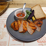 ハイライフ ポーク テーブル - ハイライフ・ポークの分厚いカット！美味！！