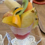 フルーフ・デゥ・セゾン - ミニフルーツパフェ