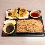古道 - 2025年8月31日(日)  野菜天麩羅せいろ 1,300円