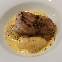 アルベロ ヴィラッジョ - スズキとカボチャのニョッキ
