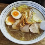 かつ平 - しょうゆワンタン