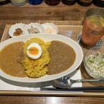 フォンデン - 