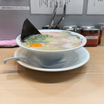 博多豚骨ラーメン　ぶっとび - 