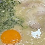博多豚骨ラーメン　ぶっとび - 