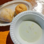 BISTRO 塒 - 枝豆の冷製スープ