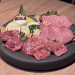  肉匠迎賓館 - 