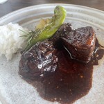 イロナキカゼ - あか牛の煮込み