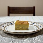 今菓子司 銀座凮月堂 - 白餡とブルーチーズのテリーヌ