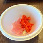 ぶたたま食堂 - こちらも店頭で