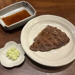 焼肉割烹QUON - 和牛肩ロースザブトン