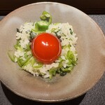 銀座 有涯 - 卵黄醤油漬け、下に山椒　◎