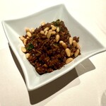 中国料理 美麗華 - 松の実のせ中国醤油の炒飯