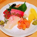 鮨処なかの - おさしみ6点盛り