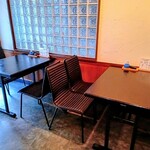 鮨処なかの - テーブル席