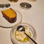 Restaurant Sola - 南瓜のフォカッチャとリコッタチーズ