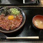 精肉・卸の肉バルSanoso - 