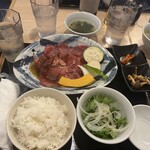情熱焼肉ファイティングマン - 