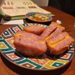 米と葡萄 信玄酒店 - チェダーチーズ入り雲仙ハムカツ750円