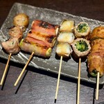 博多野菜巻き串焼き ここにこんね - 