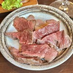 シュラスコ 肉寿司食べ放題 夜景肉バル サルーテジャポン - 