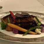 レストランひらまつ 広尾 - 料理(三重県産松坂牛シャトーブリアンのロッシーニ風・季節野菜の菜園風)