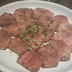 焼肉フランス人 - 上タン塩