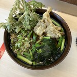 よつば - ニラそばの大盛りに舞茸天と春菊天をトッピングして900円