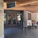 Wolfgang's Steakhouse by Wolfgang Zwiener - 