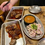 大阪西成 もつ肉商店 - 