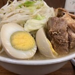 ラーメン二郎 品川店 - この時は端ブタでした。