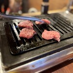 路地裏焼肉 マックスザホルモン - 