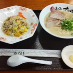 長浜ナンバーワン - 料理写真: