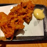 活〆鮮魚と炭火焼鳥 伊勝苑　 - 唐揚げ(1個80円×2個でｵｰﾀﾞｰ出来て♪)