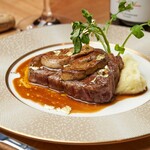 Bistro 和 - 