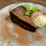 口福菜 亀吉 - とろけるフォンダンショコラ（850円）