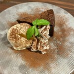 口福菜 亀吉 - とろけるフォンダンショコラ（850円）