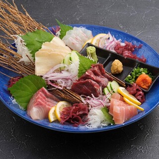 お刺身から一品料理まで！新鮮海鮮メニューが豊富な店
