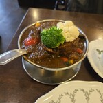 トマト - ビーフタンカレー（季節の野菜入り）